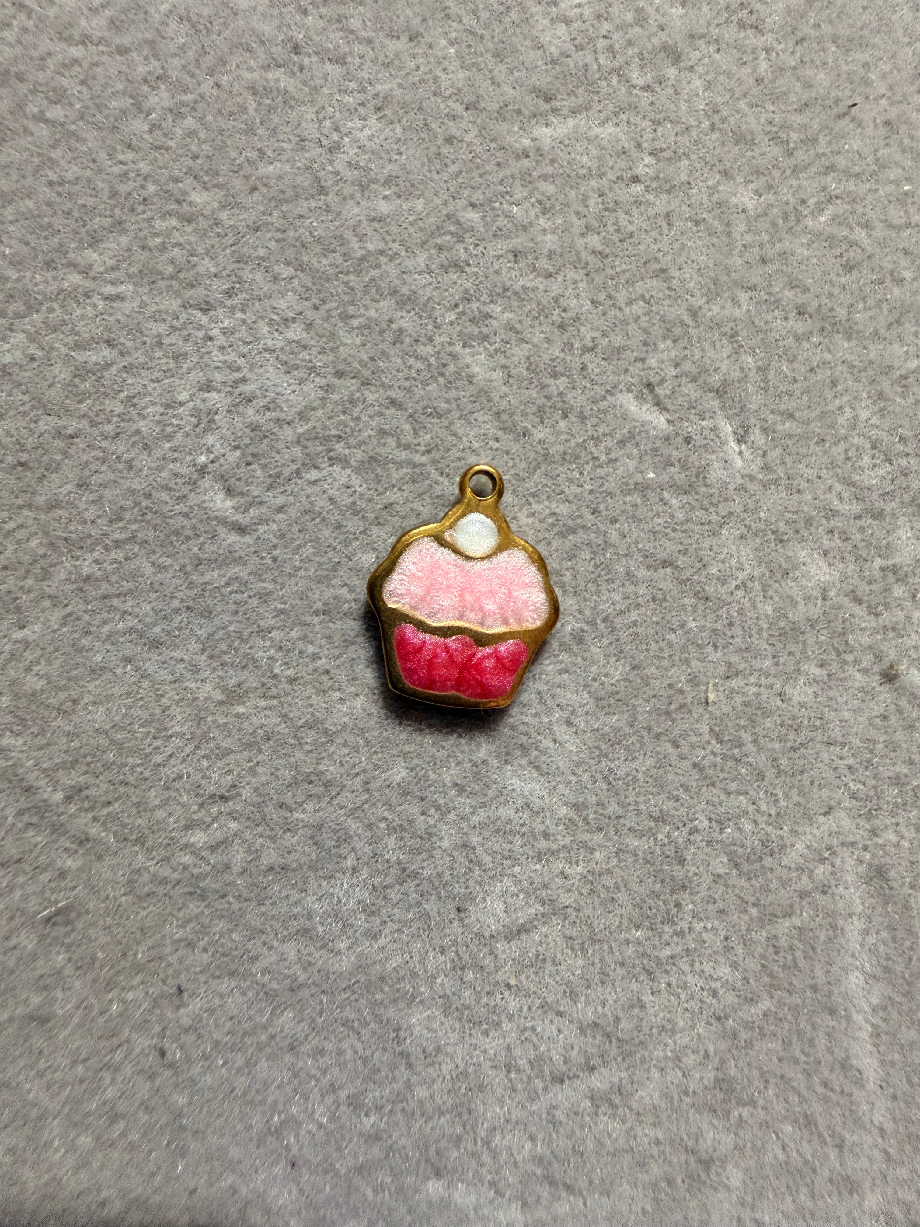 Charm9