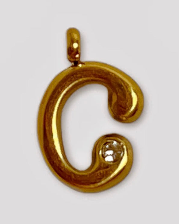 Necklace with letter with pearls