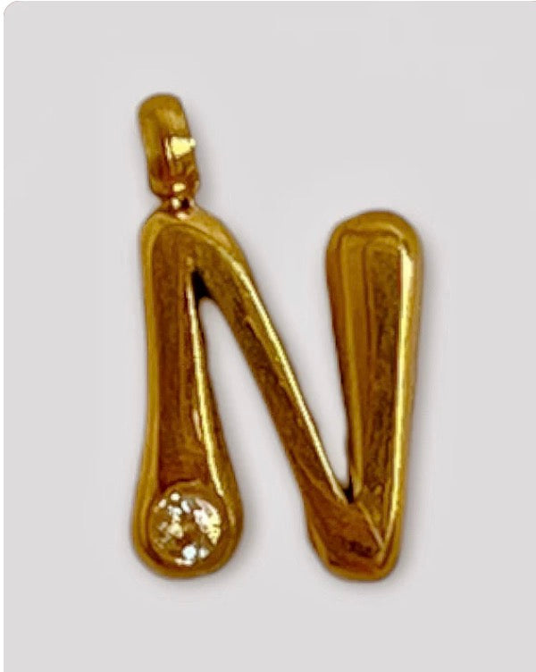 Necklace with letter with pearls